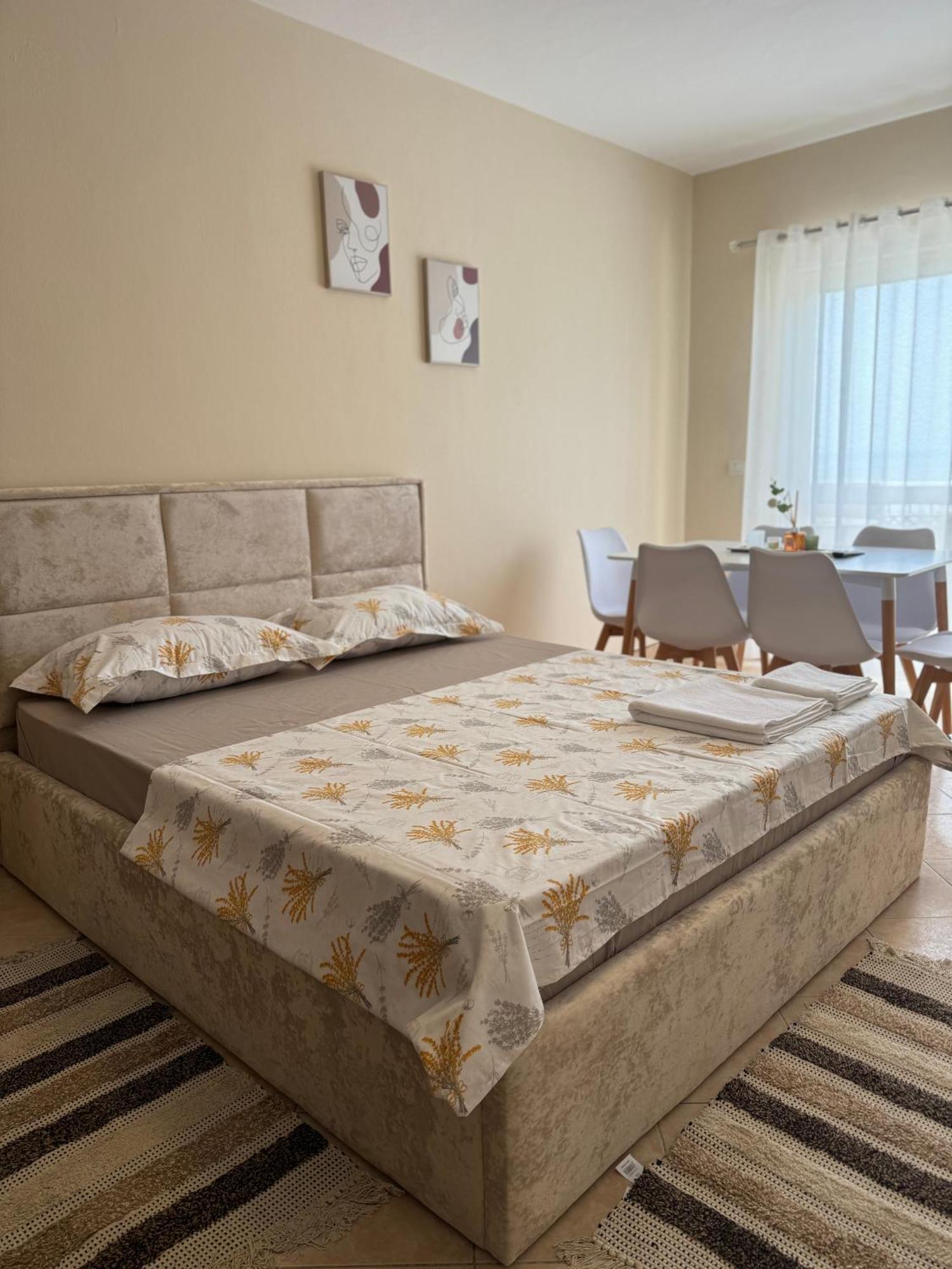 Sea & Gardenview Apartments Durrës 外观 照片