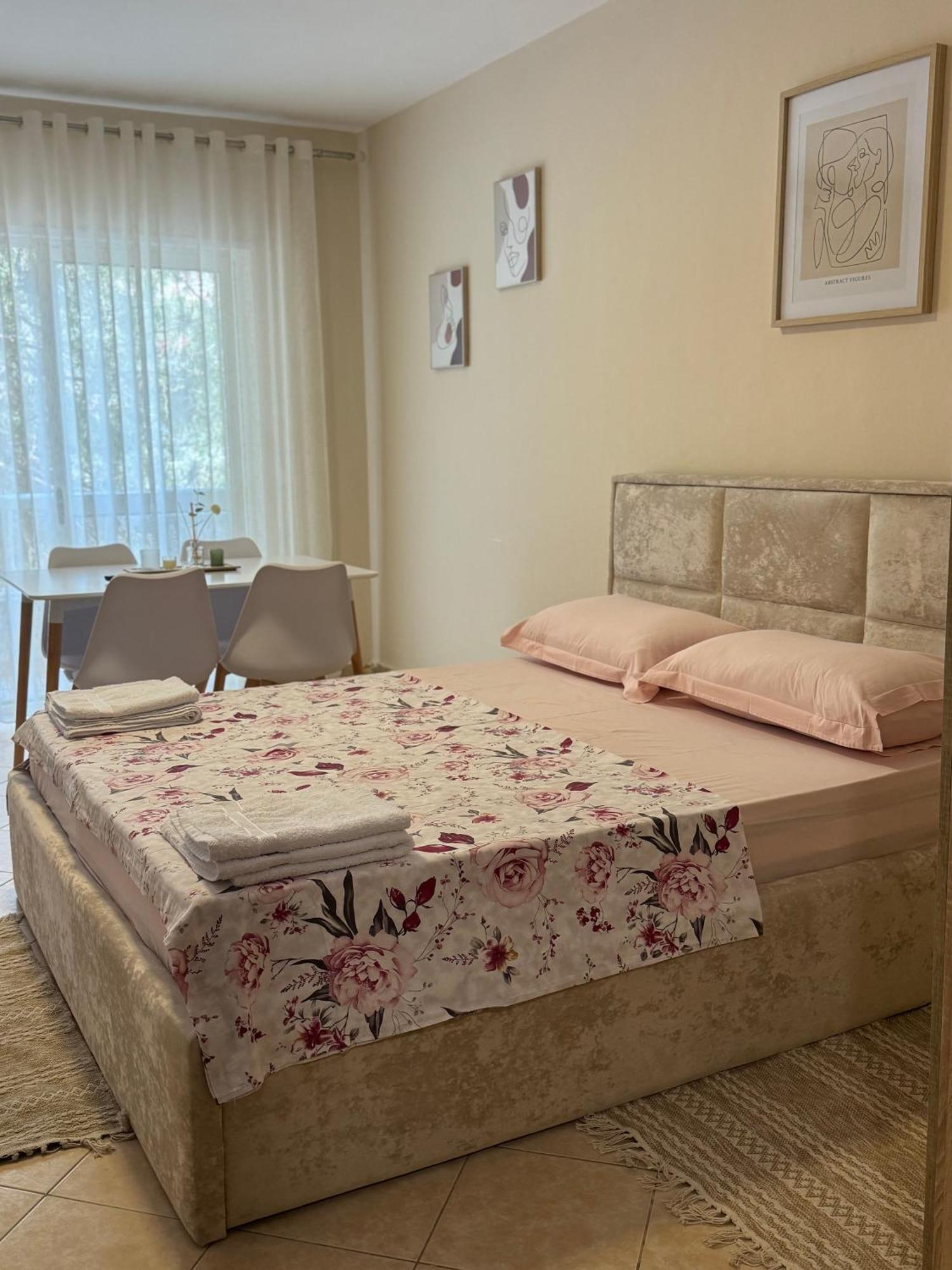 Sea & Gardenview Apartments Durrës 外观 照片